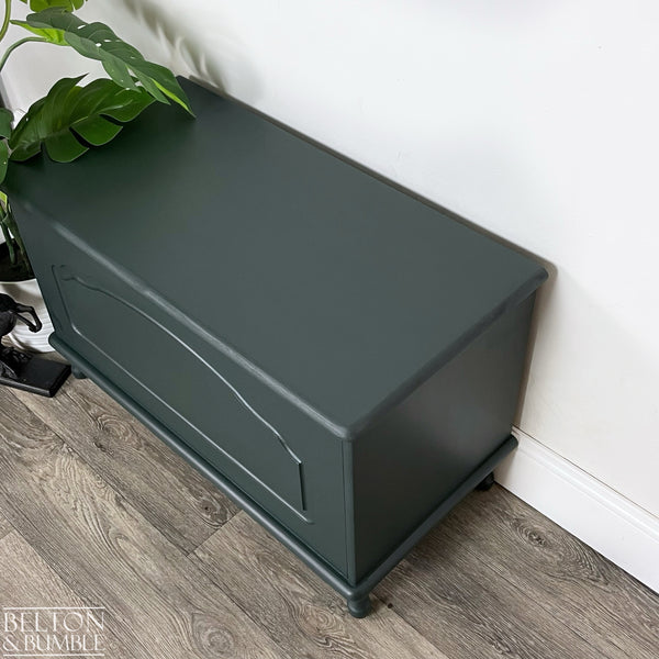 Blanket Storage Box in Dark Green-Belton & Bumble