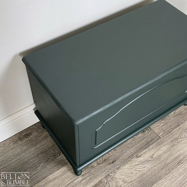 Blanket Storage Box in Dark Green-Belton & Bumble