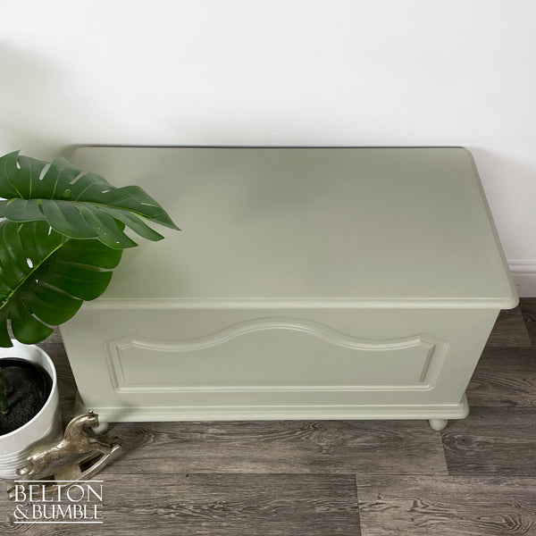 Blanket Storage Box in Pale Green-Belton & Bumble