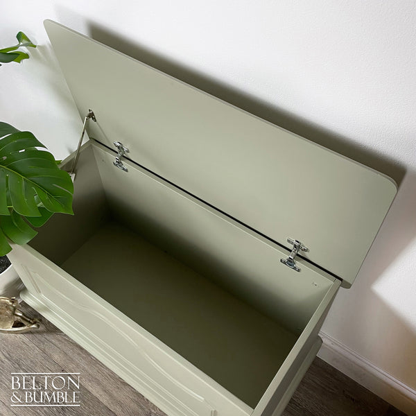 Blanket Storage Box in Pale Green-Belton & Bumble
