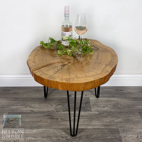 Oak Slice Gold Resin Coffee Table – Top surface detail showing smooth, satin finish and edge profile