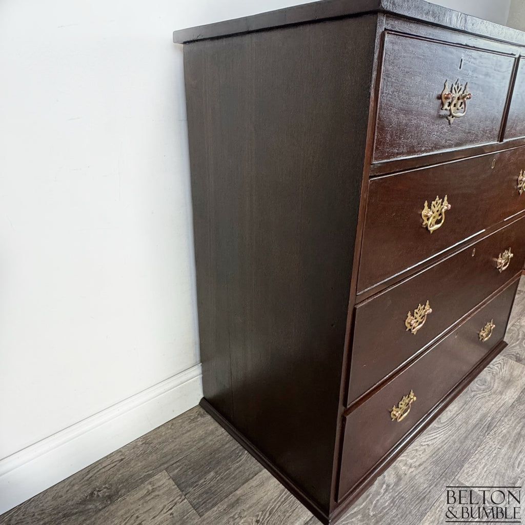 Antique Style Solid Wood Chest of Drawers in Mahogany and Walnut