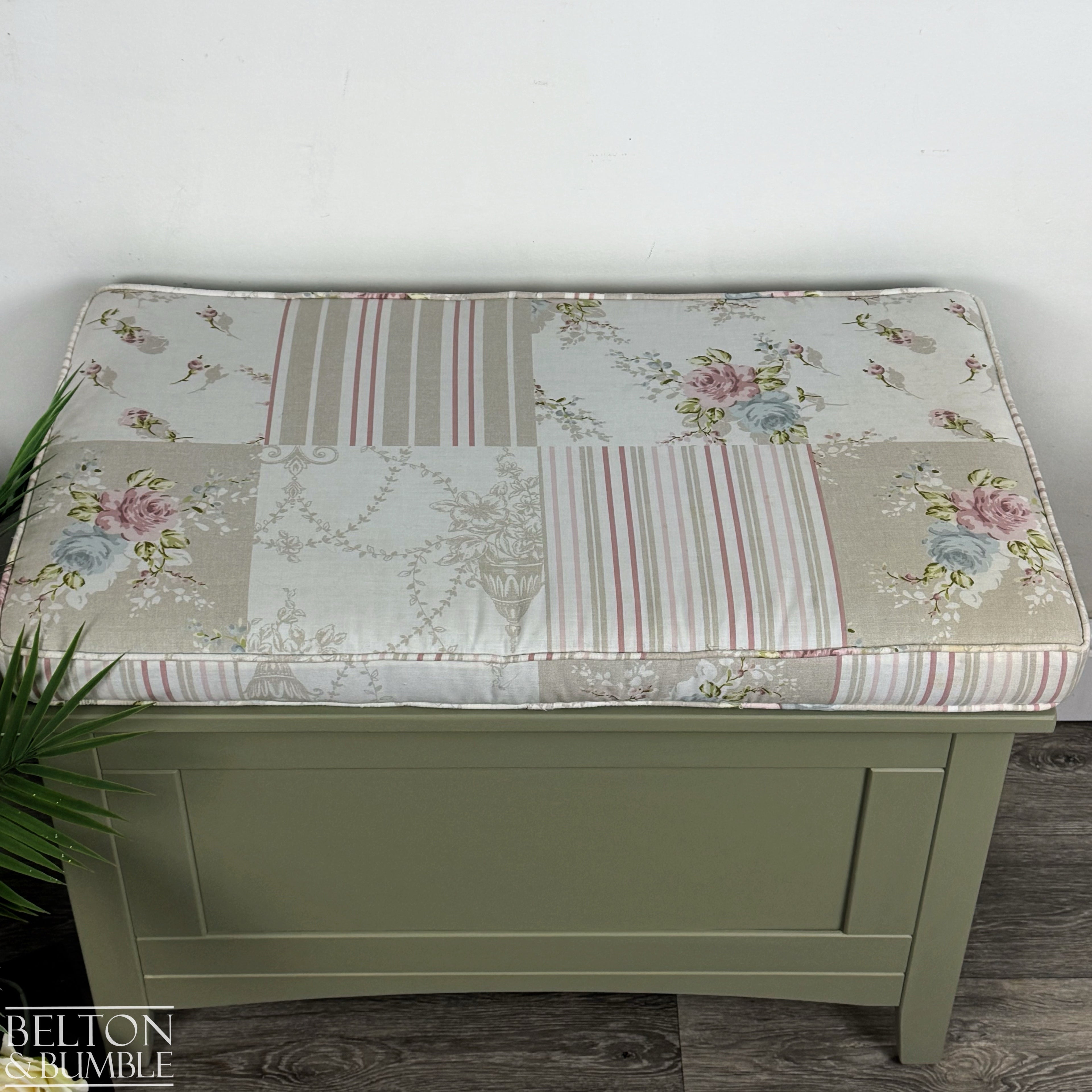 Pine Blanket Box in Lichen Green with Removable Cushion