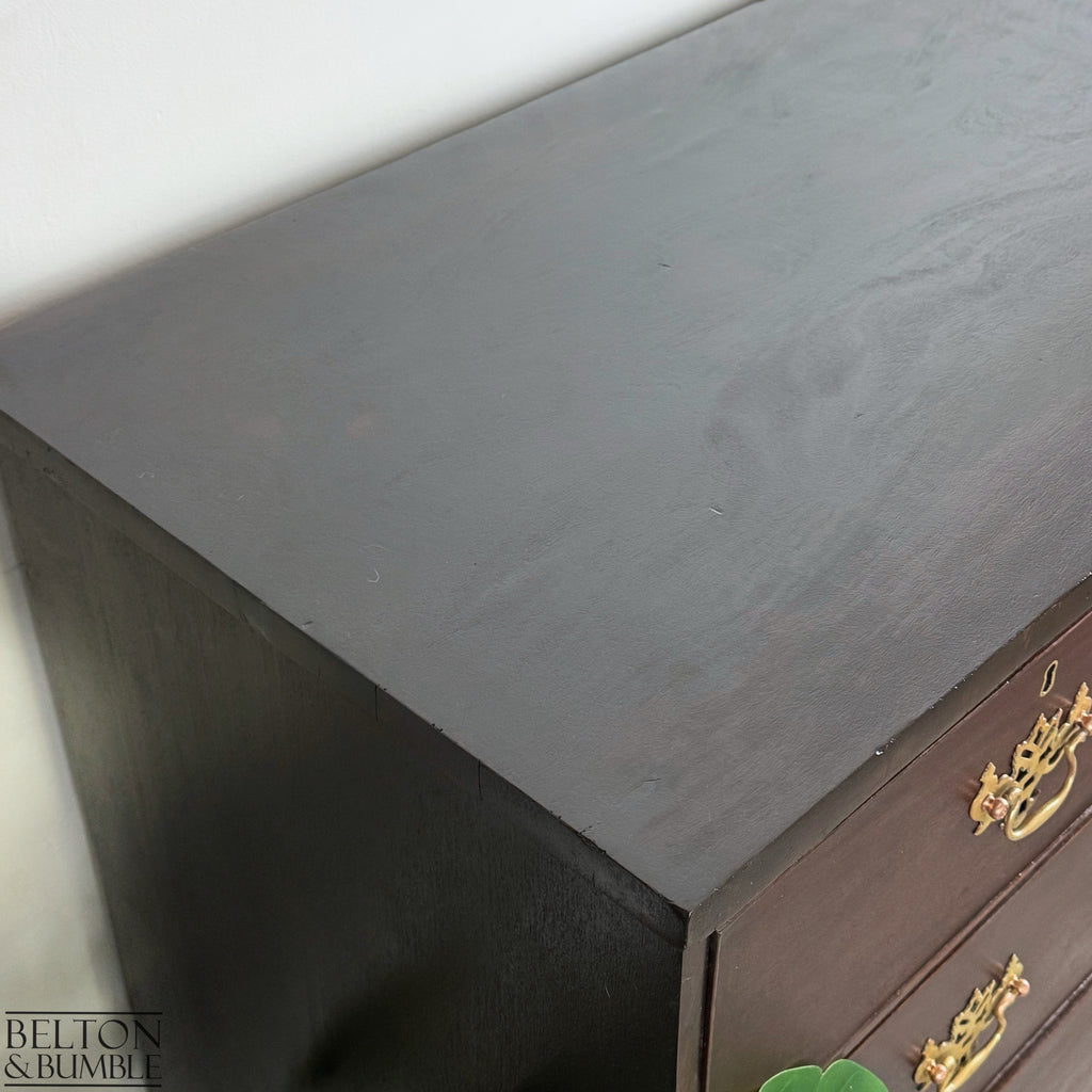 Antique Style Solid Wood Chest of Drawers in Mahogany and Walnut