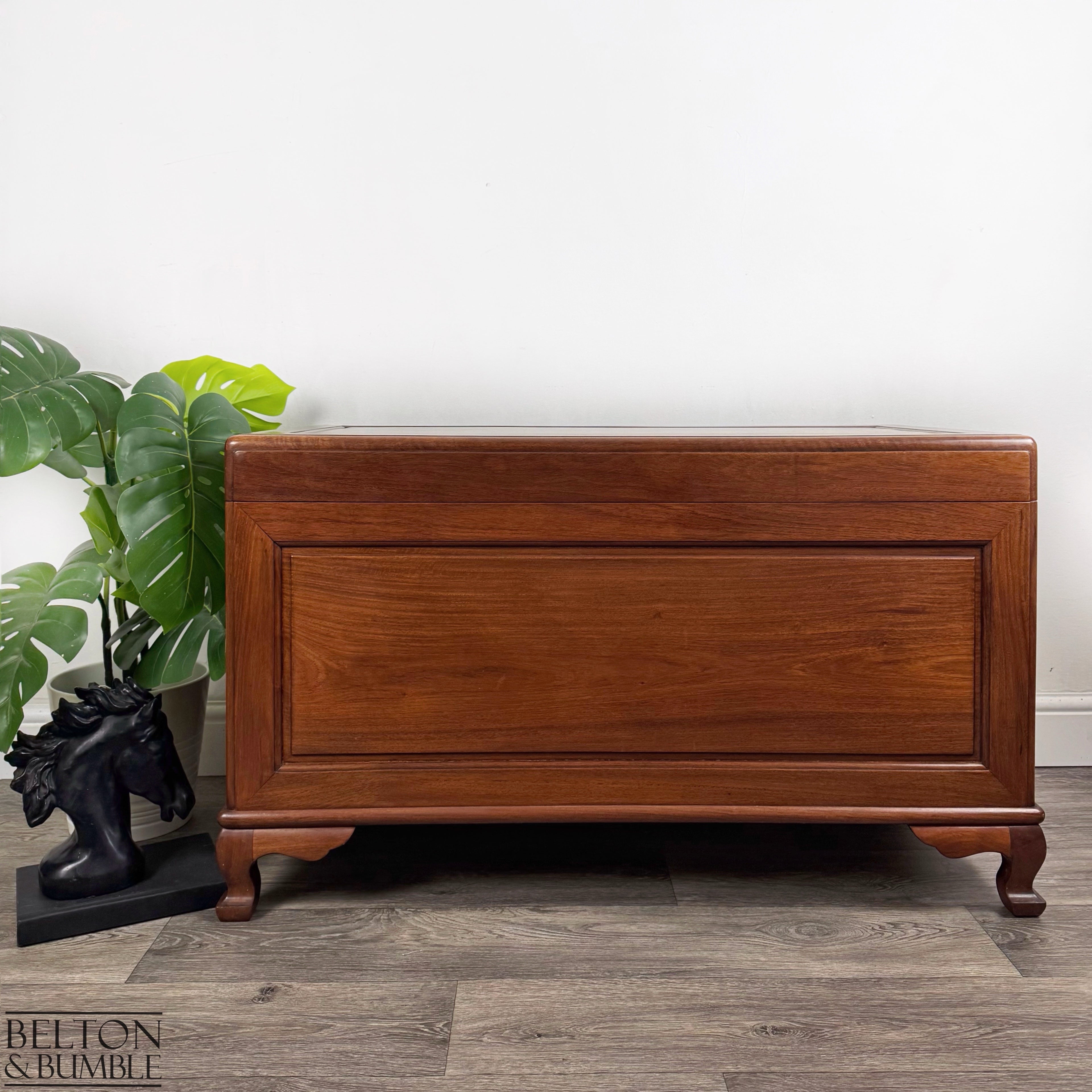 Mahogany Blanket Box Storage Chest with Lift-Up Lid