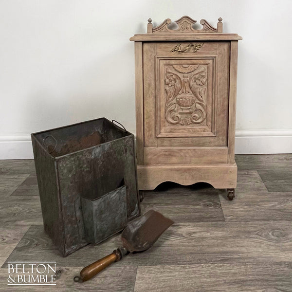 Antique Victorian Perdonium – Details of removable scuttle and shovel