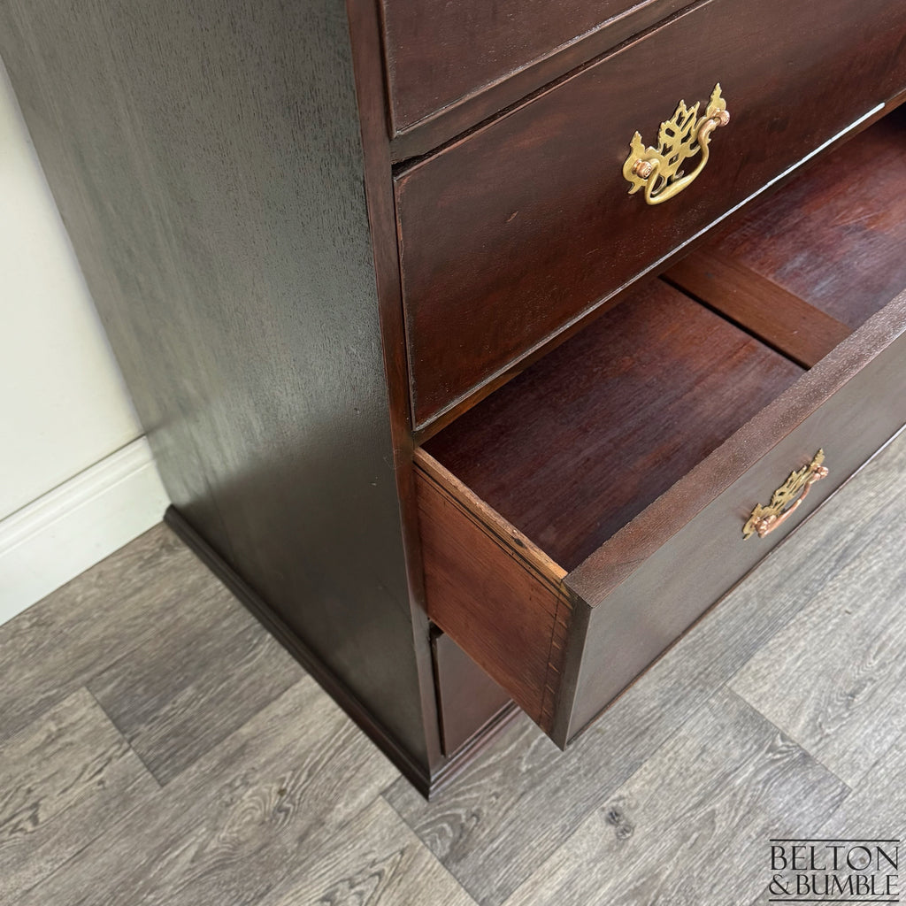 Antique Style Solid Wood Chest of Drawers in Mahogany and Walnut