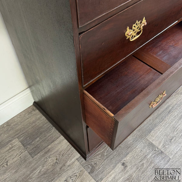 Antique Style Solid Wood Chest of Drawers in Mahogany and Walnut