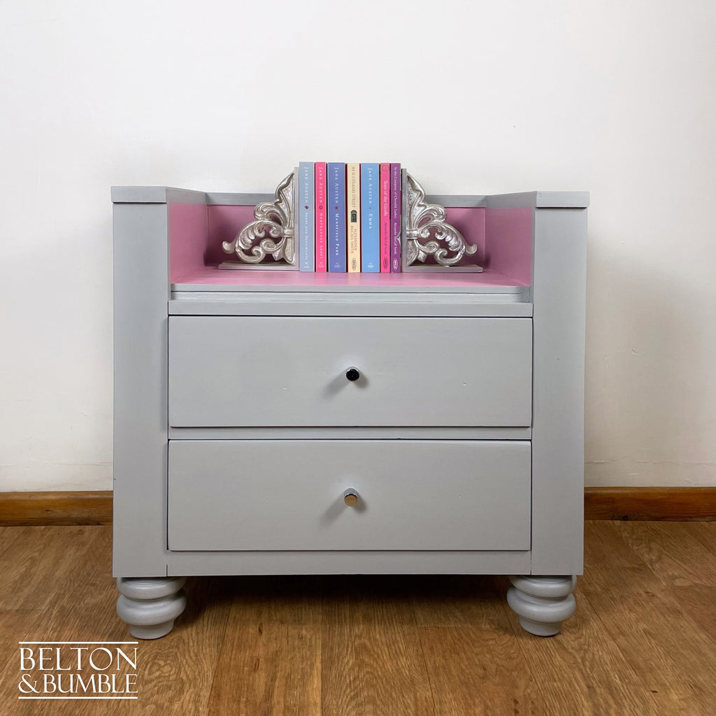 Children’s Reading Seat and Storage Bookcase Set – front view of bookcase