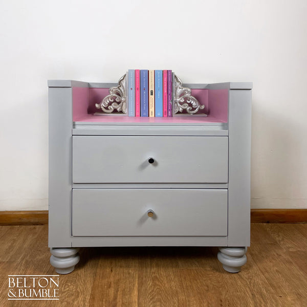 Children’s Reading Seat and Storage Bookcase Set – front view of bookcase