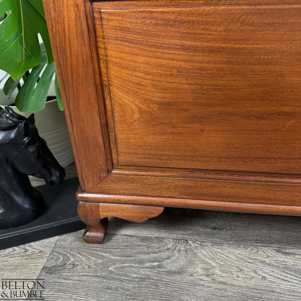 Mahogany Blanket Box Storage Chest with Lift-Up Lid
