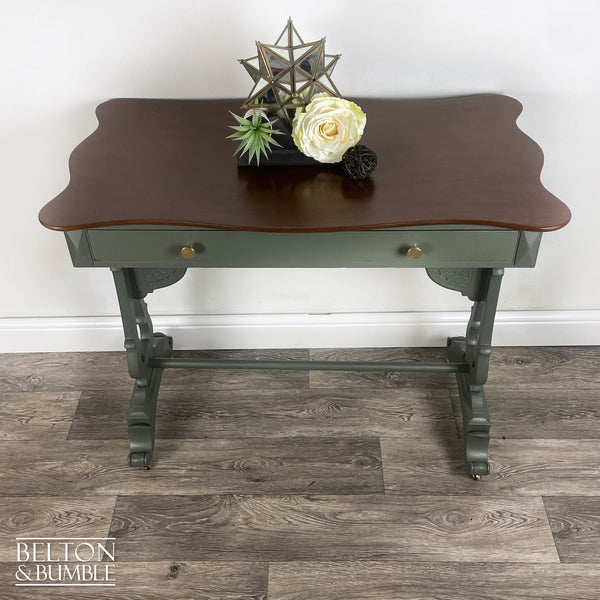 Large Mahogany Console Table in Green – Top surface detail showing smooth, satin finish and edge profile