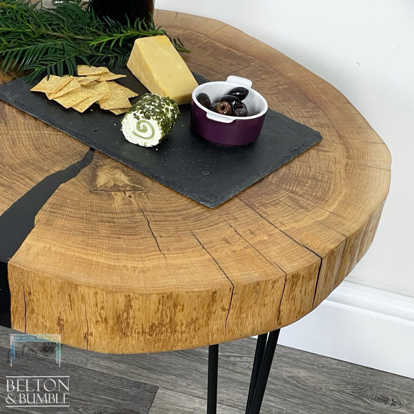 Oak Slice Black Resin Coffee Table – Close-up of oak, resin with black finish and texture