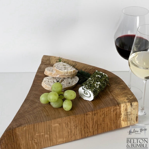 Oak Slice Cheese & Bread Board 33 cm – angled view highlighting live edge and thickness
