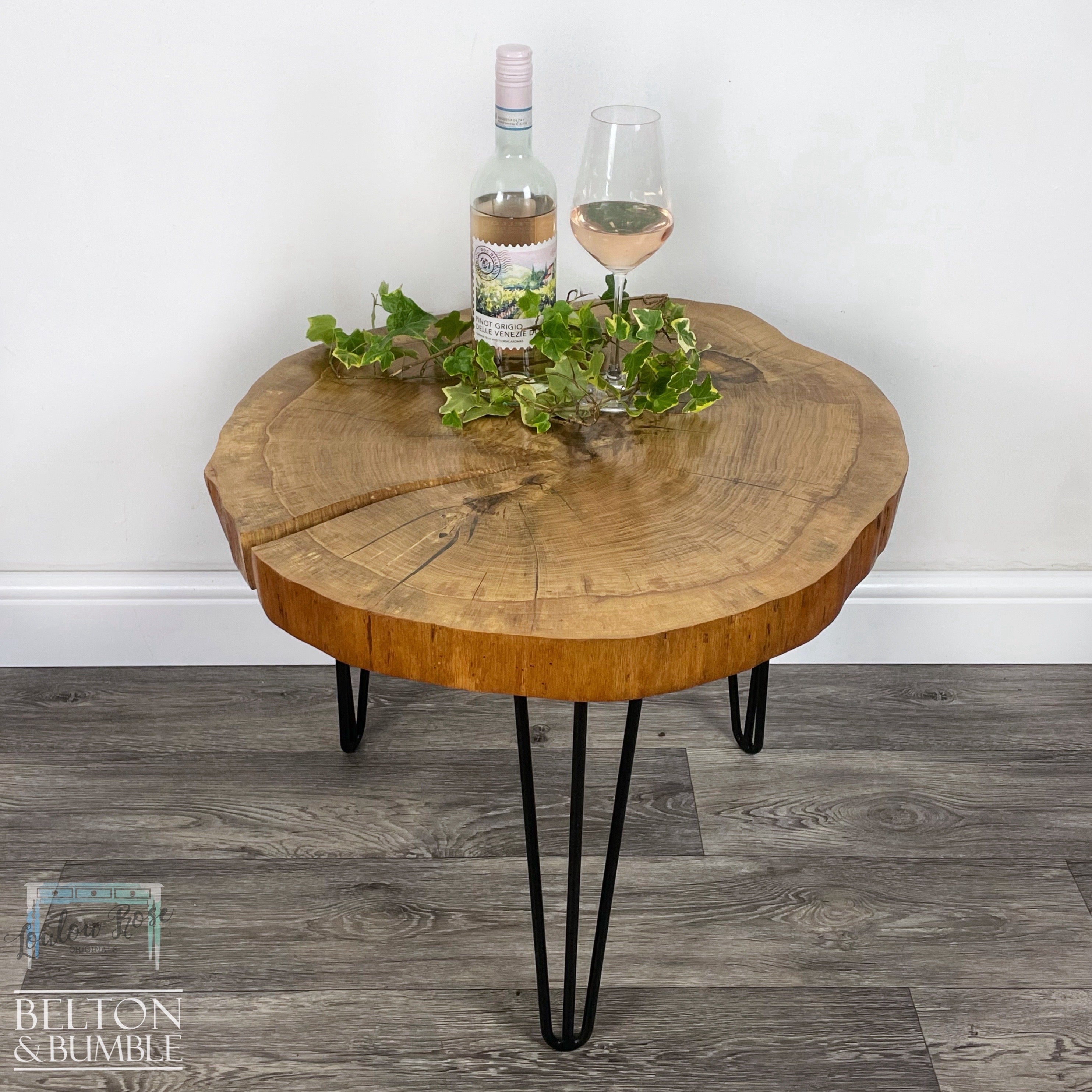 Oak Slice Gold Resin Coffee Table – Top surface detail showing smooth, satin finish and edge profile