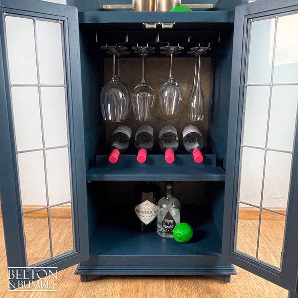 Solid Wood Carved Navy and Gold Cocktail Drinks Cabinet – Open cupboard 