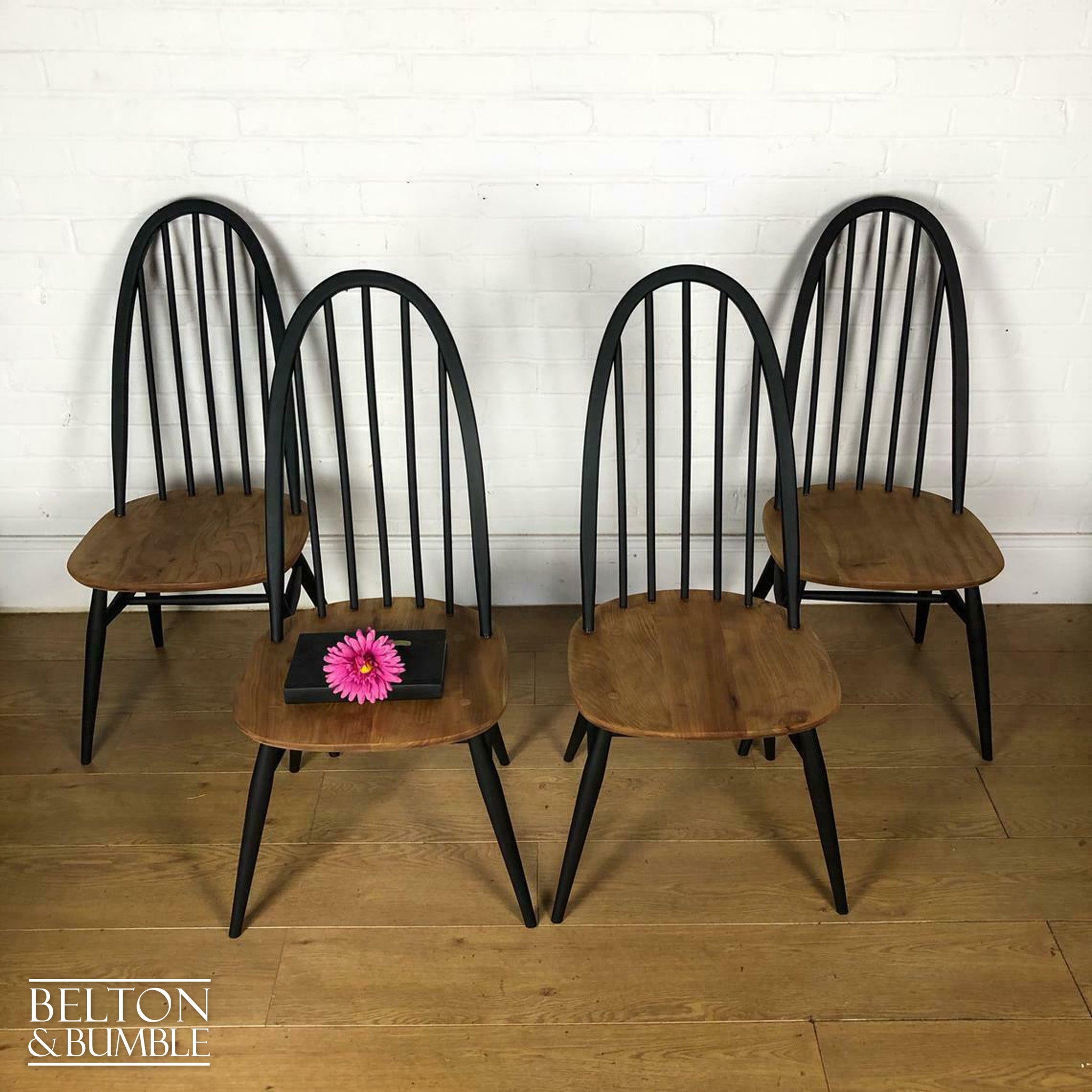 Ercol Drop Leaf Dining Table and Four Windsor Quaker Chair Set-Belton & Bumble