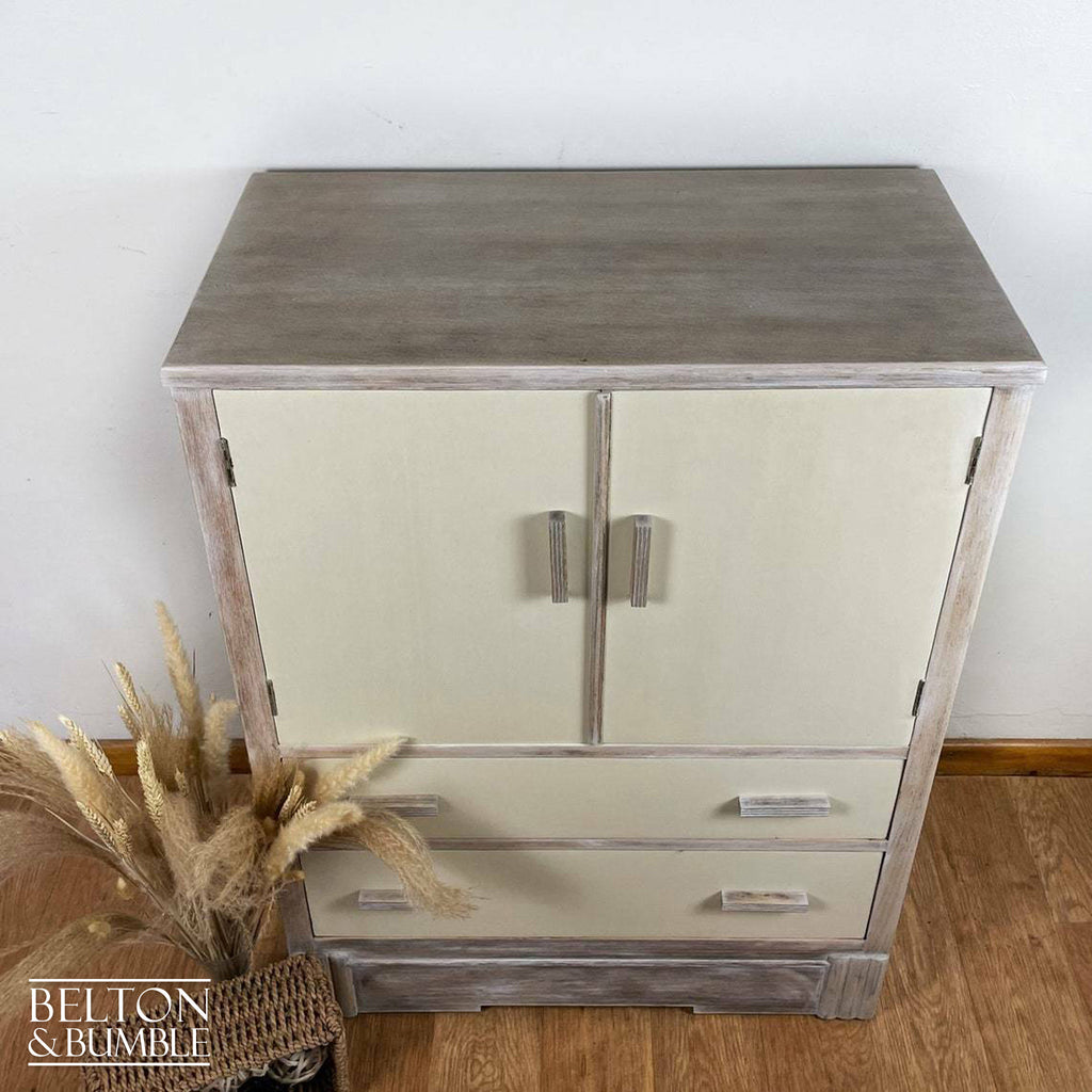 Linen Cupboard Storage in Cream-Belton & Bumble