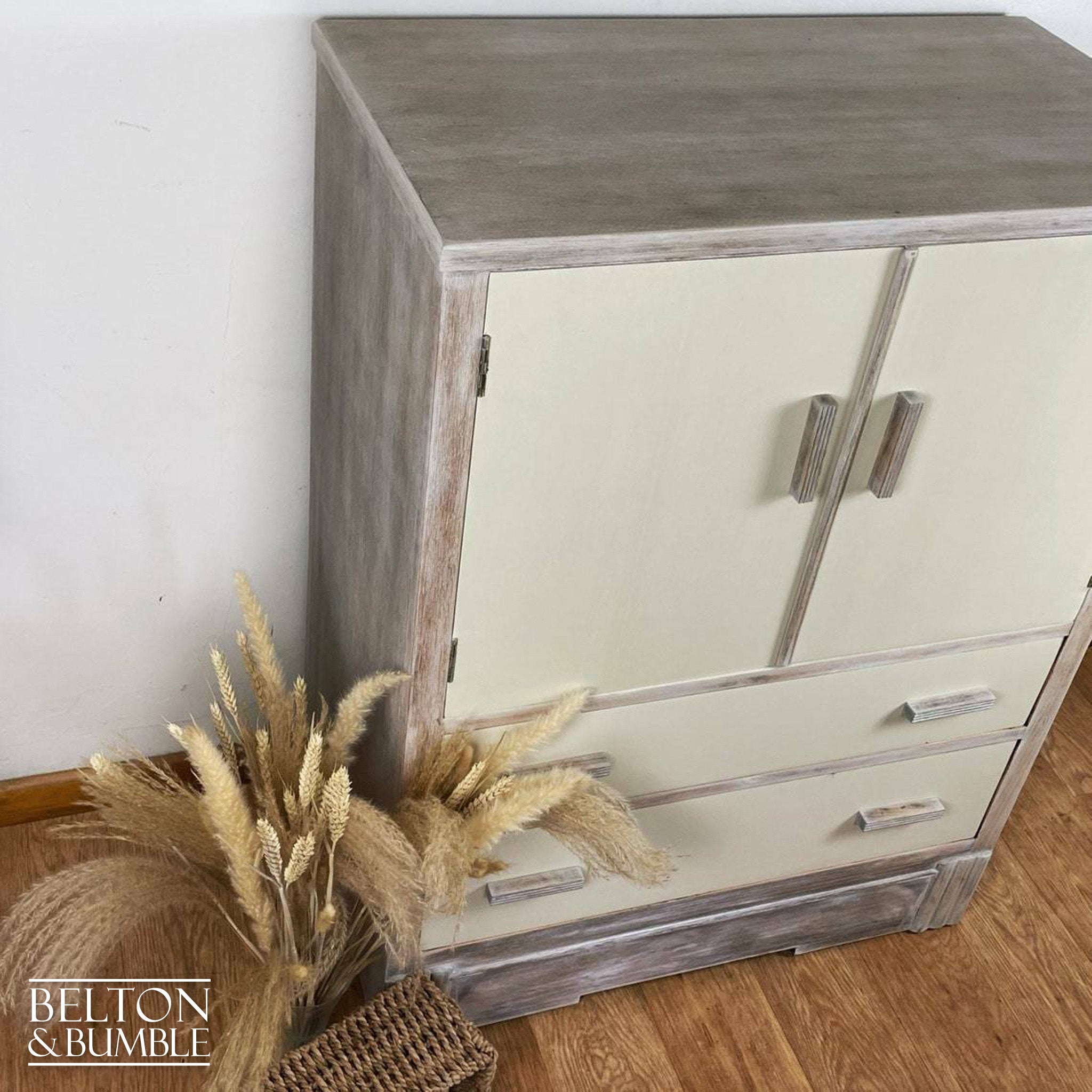 Linen Cupboard Storage in Cream-Belton & Bumble