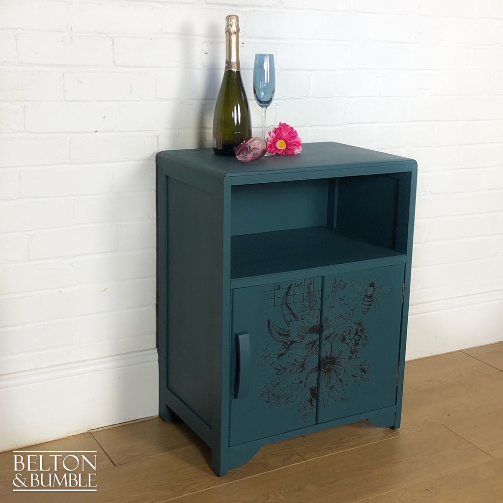 Petite Drinks Cabinet with Bifold Doors and Internal Sensor Light-Belton & Bumble